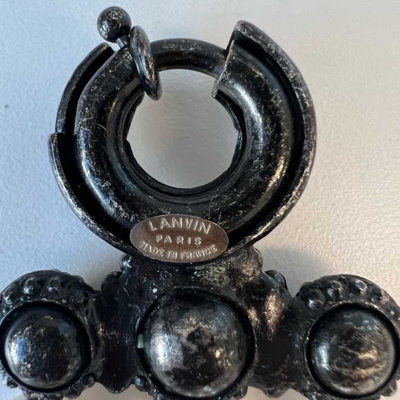 Lanvin Multi-Strand Glass Pearl Bracelet. Excellent Condition. - Picture 7 of 9